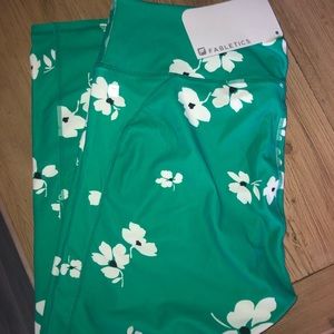 Fabletics Cropped Leggings